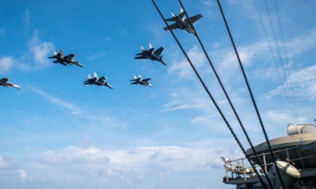 Amerikanische Marine übt mit malaysischer Luftwaffe im Südchinesischen Meer