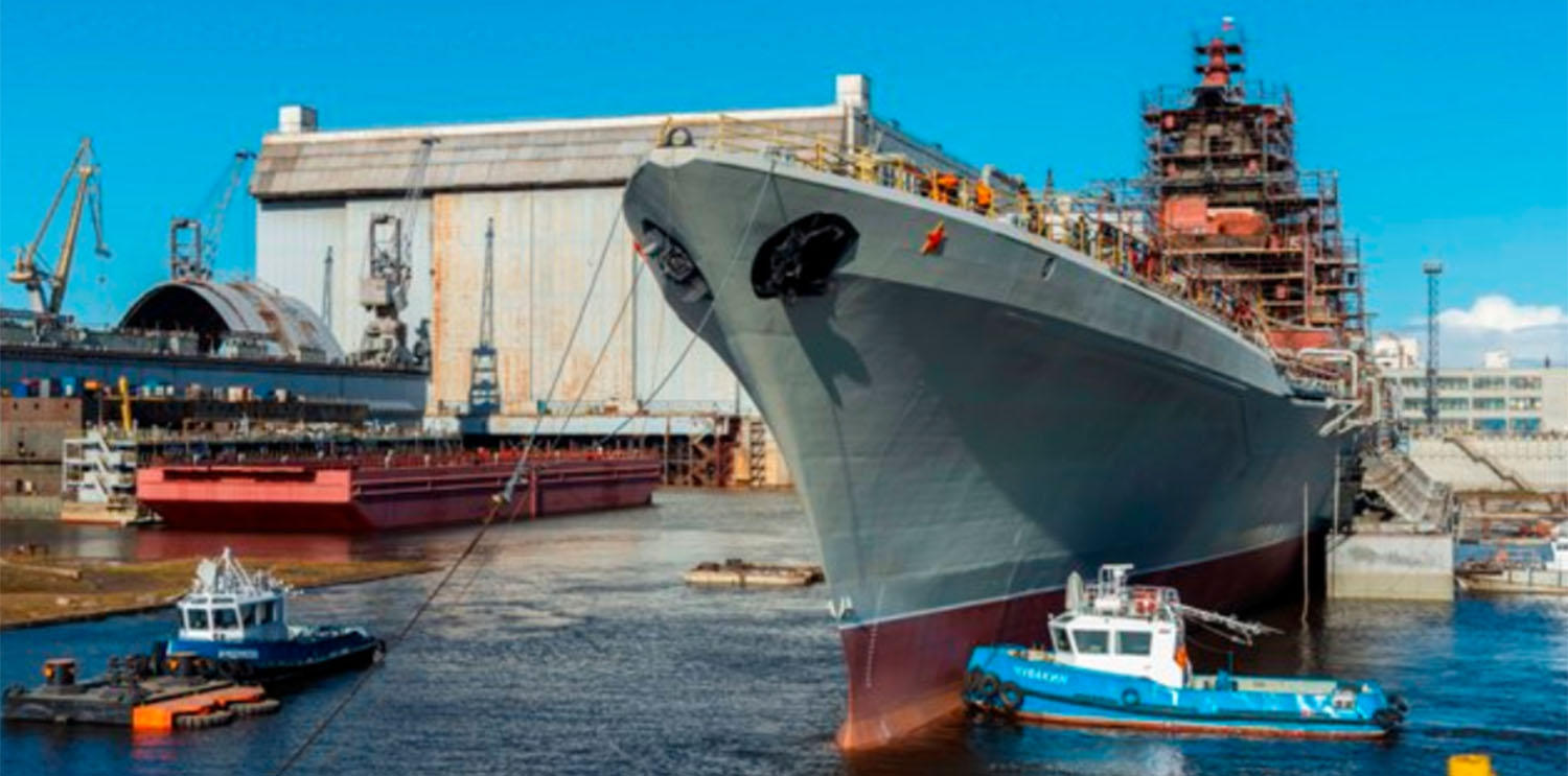 Kreuzer Admiral Nachimow in der Werft