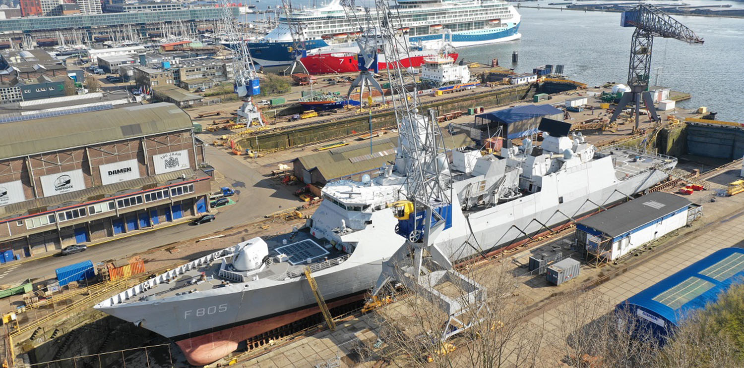 HNLMS Evertsen bei Damen in Amsterdam