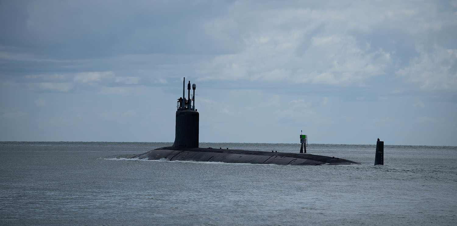 USS Illinois läuft aus Pearl Harbor aus