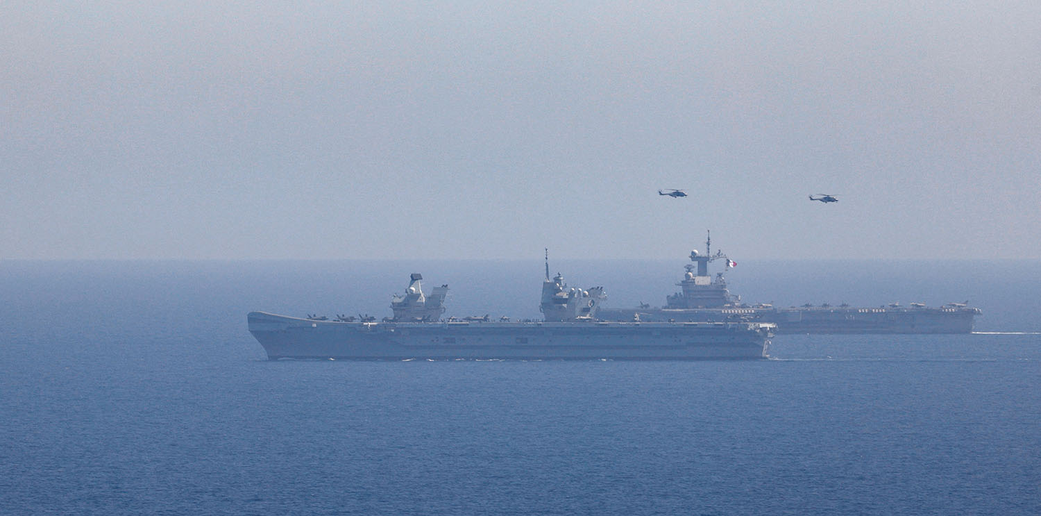 HMS Queen Elitabeth und FS Charles de Gaulle