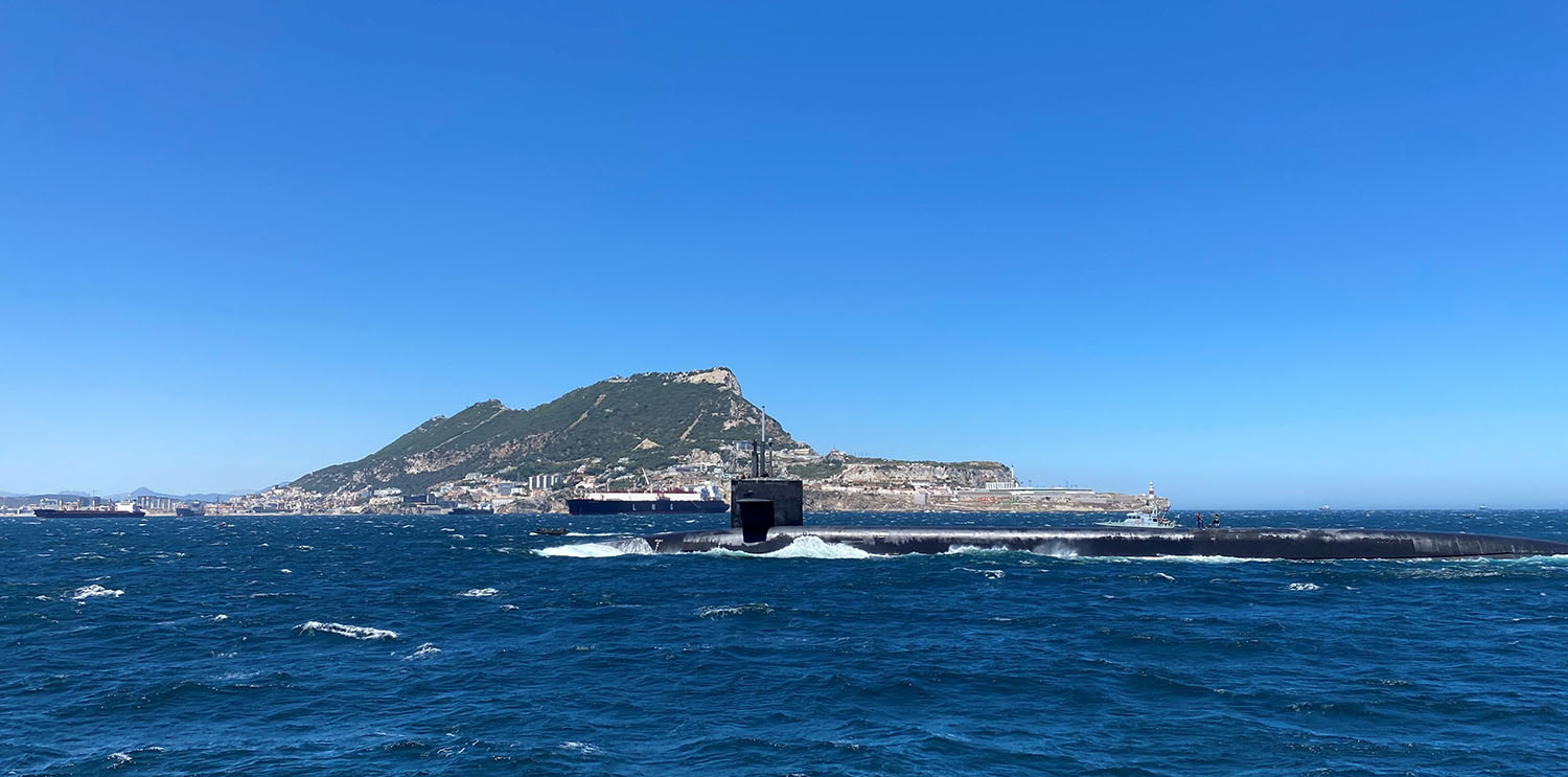 Seltenes Erinnerungsfoto: Strategisches U-Boot vor Gibraltar