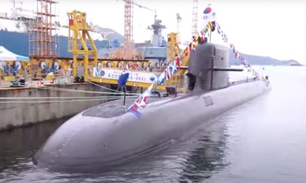 Südkorea stellt erstes selbst entwickeltes U-Boot in Dienst