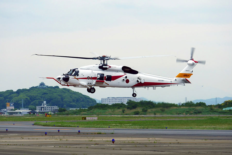 Erstflug des verbesserten SH-60K von Mitsubishi