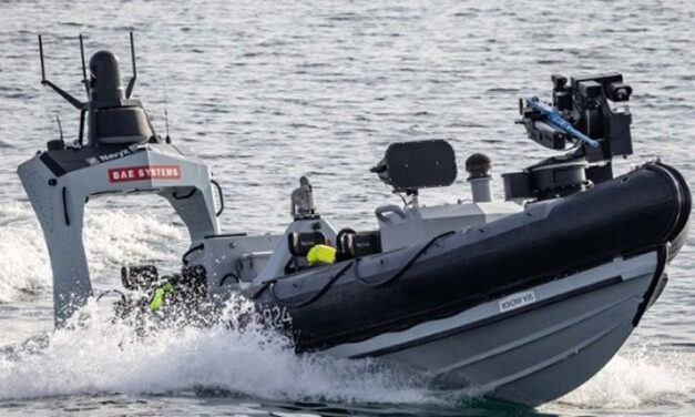 Royal Navy erprobt autonomes RIB