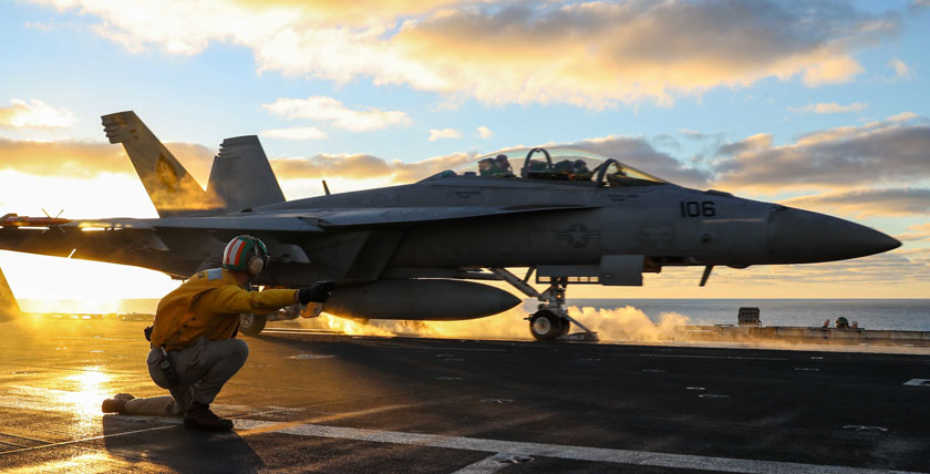 Start einer F/A-18 auf einem amerikanischen Flugzeugträger. Foto: US Navy