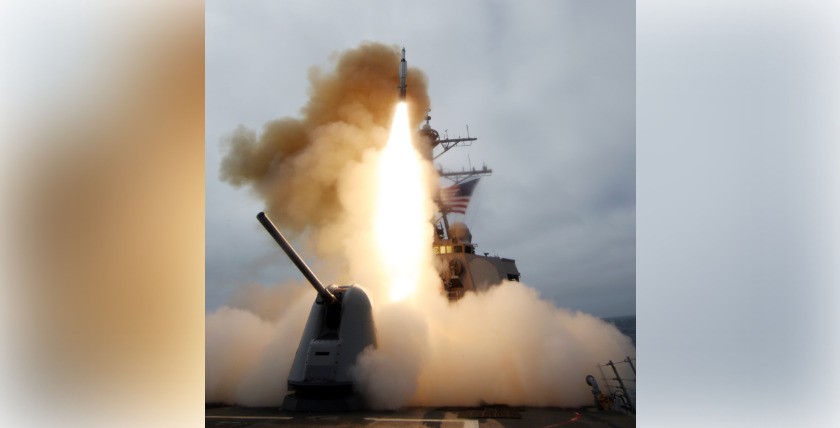 Die USS Benfold feuert eine SM-3-Rakete ab. Foto: US Navy