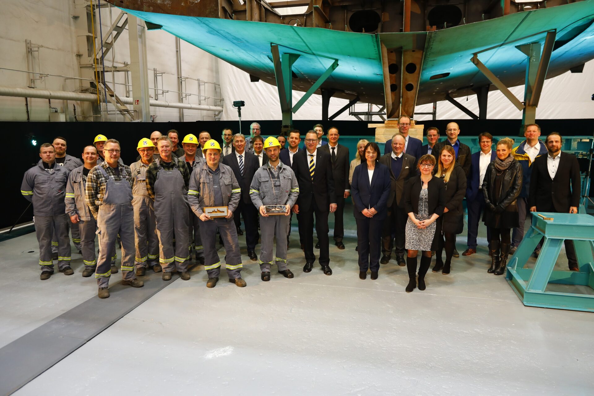 Keel laying K130 boat 10_Team of the Peene shipyard in Wolgast