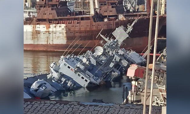 Die Ukraine hat ihr Flaggschiff im Hafen versenkt