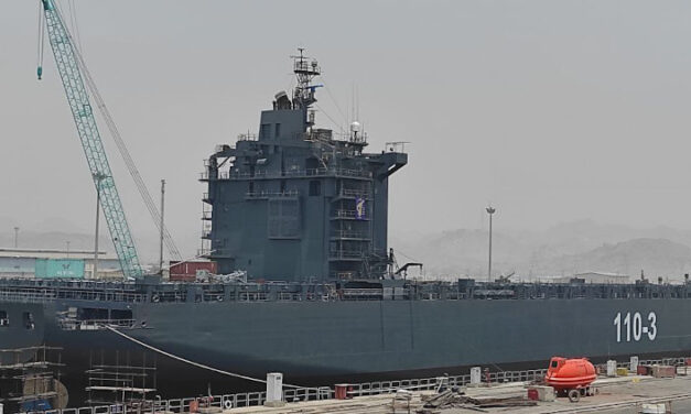 Shahid Mahdavi: Neues Versorgungsschiff für die iranischen Seestreitkräfte