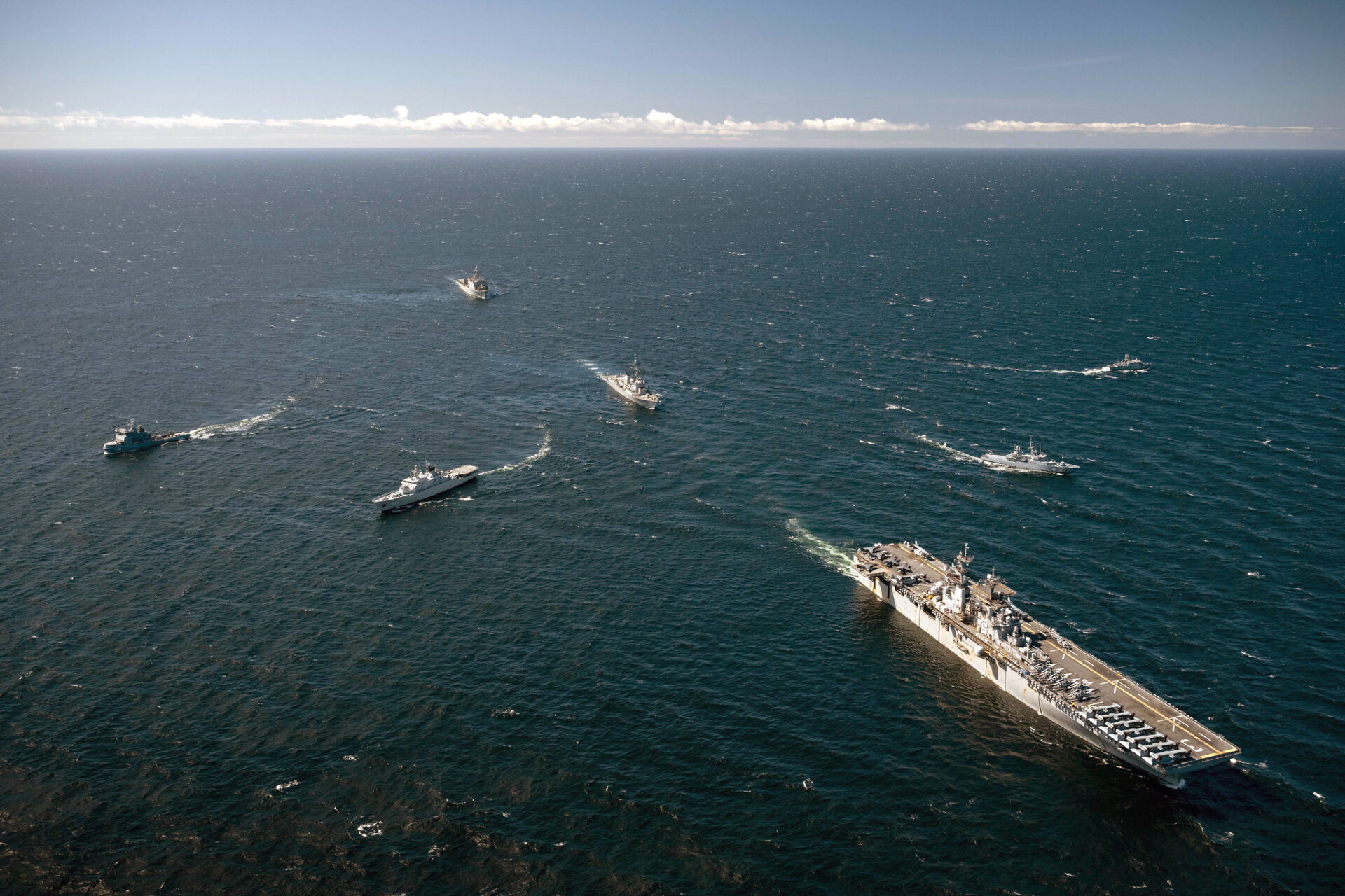 Im Vorlauf zu US-Baltops 2022; USS Kearsarge mit finnischen und schwedischen Einheiten in der nördlichen Ostsee. Foto: US Navy