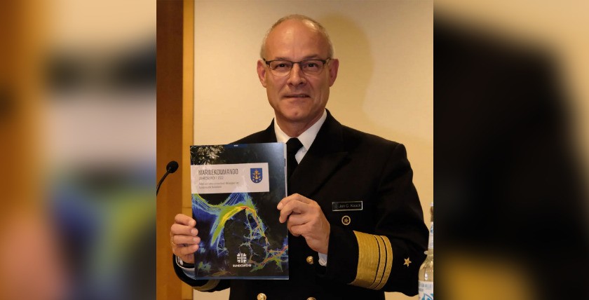 Vizeadmiral Kaack stellt den Jahresbericht 2022 des Marinekommandos vor