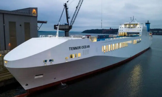 „MV Tennor Ocean“ in Fahrt