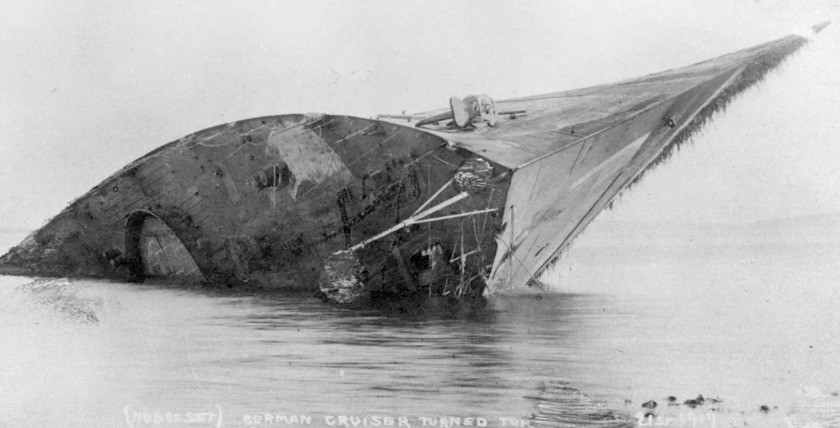 Scapa Flow - Minenkreuzer "SMS Bremse". Foto: Orkney Library and Archive