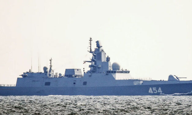Russische Fregatte Admiral Gorshkov - mit neuer Waffe auf der Langstrecke zu Besuch bei strategischen Partnern
