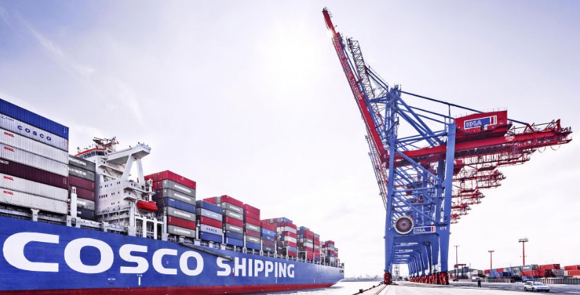 Die Beteiligung Coscos am Hamburger Container Terminal Tollerort (CTT) bleibt umstritten, Foto: HHLA/C. Raetzke