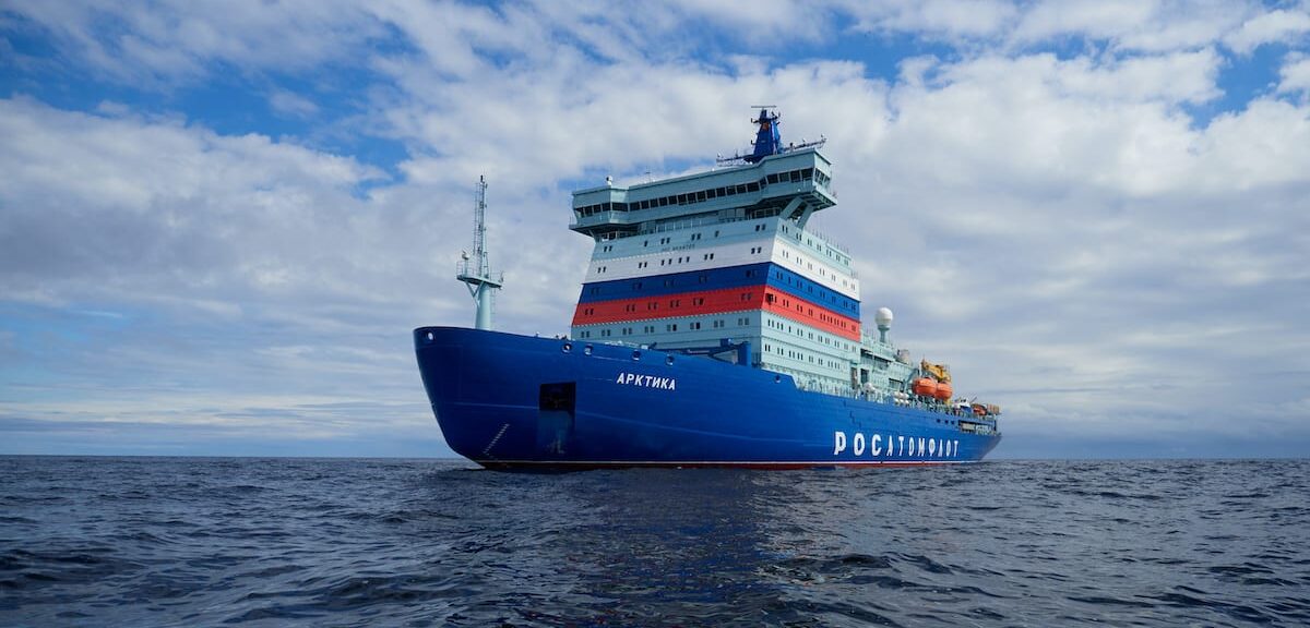 Russischer Atom-Eisbrecher "Arktika" im Golf von Finnland. Foto: Baltic Shipyard St. Petersburg/N.Greydin