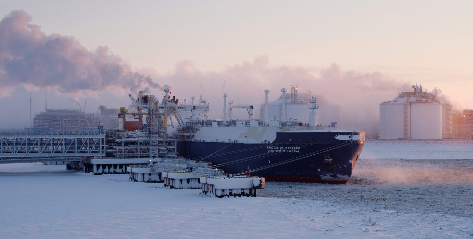 "Christophe de Margerie" lädt am Terminal Yamal-LNG. Foto: Hanwha Ocean, vormals Daewoo Shipbuilding & Marine Engineering (DSME) Südkorea