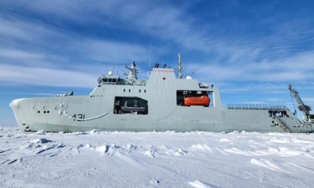 Kanadas arktistaugliche Patrouillenschiffe 
