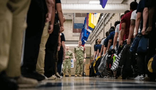 U.S. Navy – Ausbildungsniveau erneut gesenkt