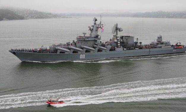 Russische Kriegsschiffe im Roten Meer