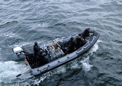 Speedboot des Tender „Rhein“ bei einer Rettungsübung