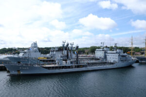 Betriebsstofftanker „Rhön“ und „Spessart“ im Päckchen