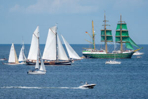 Großsegler Parade, Foto: Michael Nitz, Naval Press Service