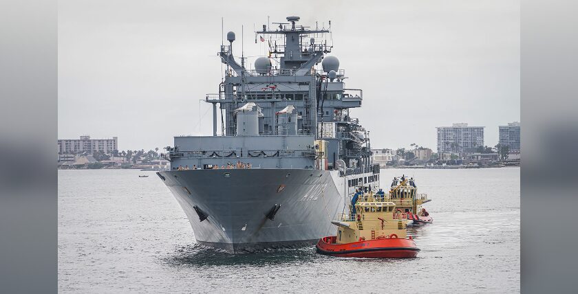 Einlaufen in den Hafen von San Diego, Bild: Bundeswehr / Theska