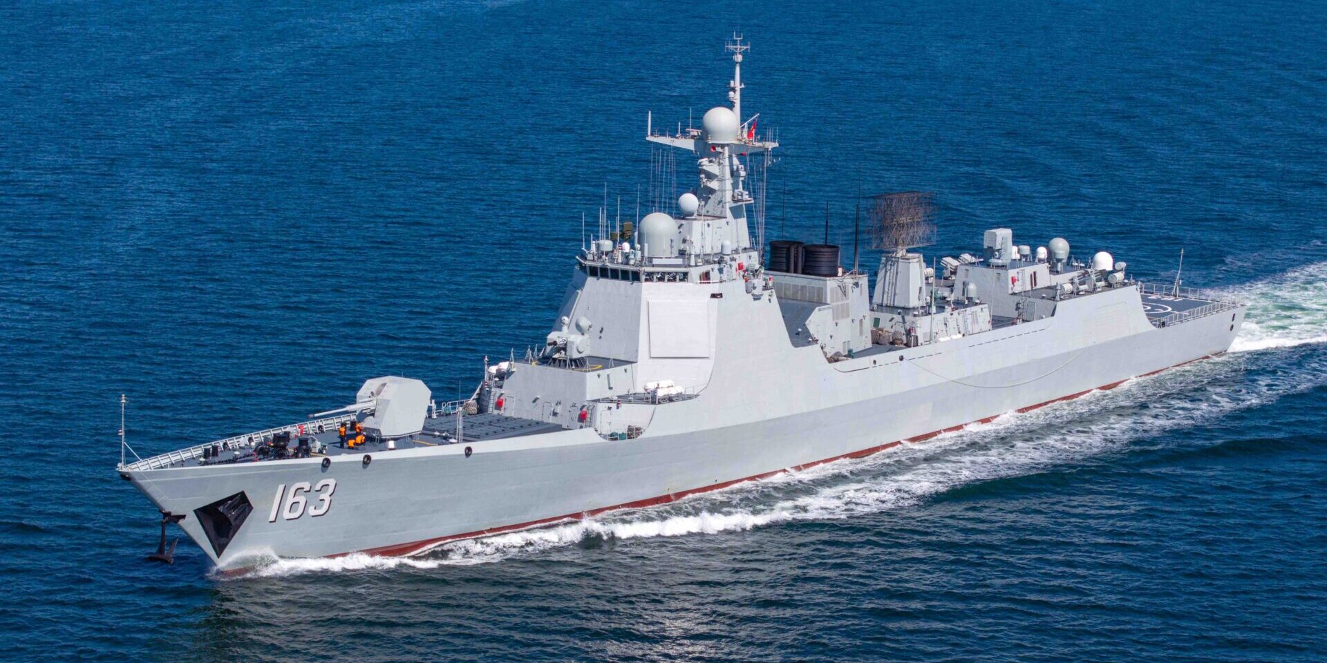 Chinesischer Zerstörer Type 052D "Jiaozuo". Foto: Michael Nitz