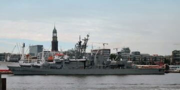 JS Shimakaze auf Besuch in Hamburg. Foto: hsc