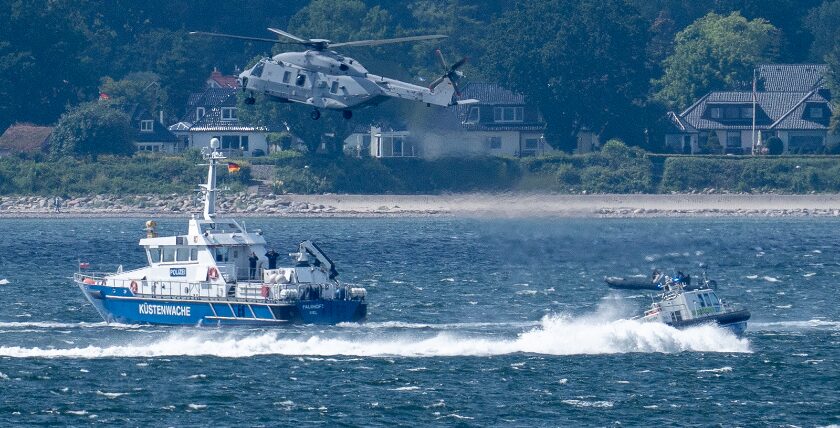 (c)German Navy, Sea Lion Helicopter, FGS Sprotte, FGS Falshoeft, Michael Nitz