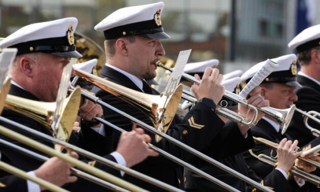 Swearing-in ceremony in the fishing harbour