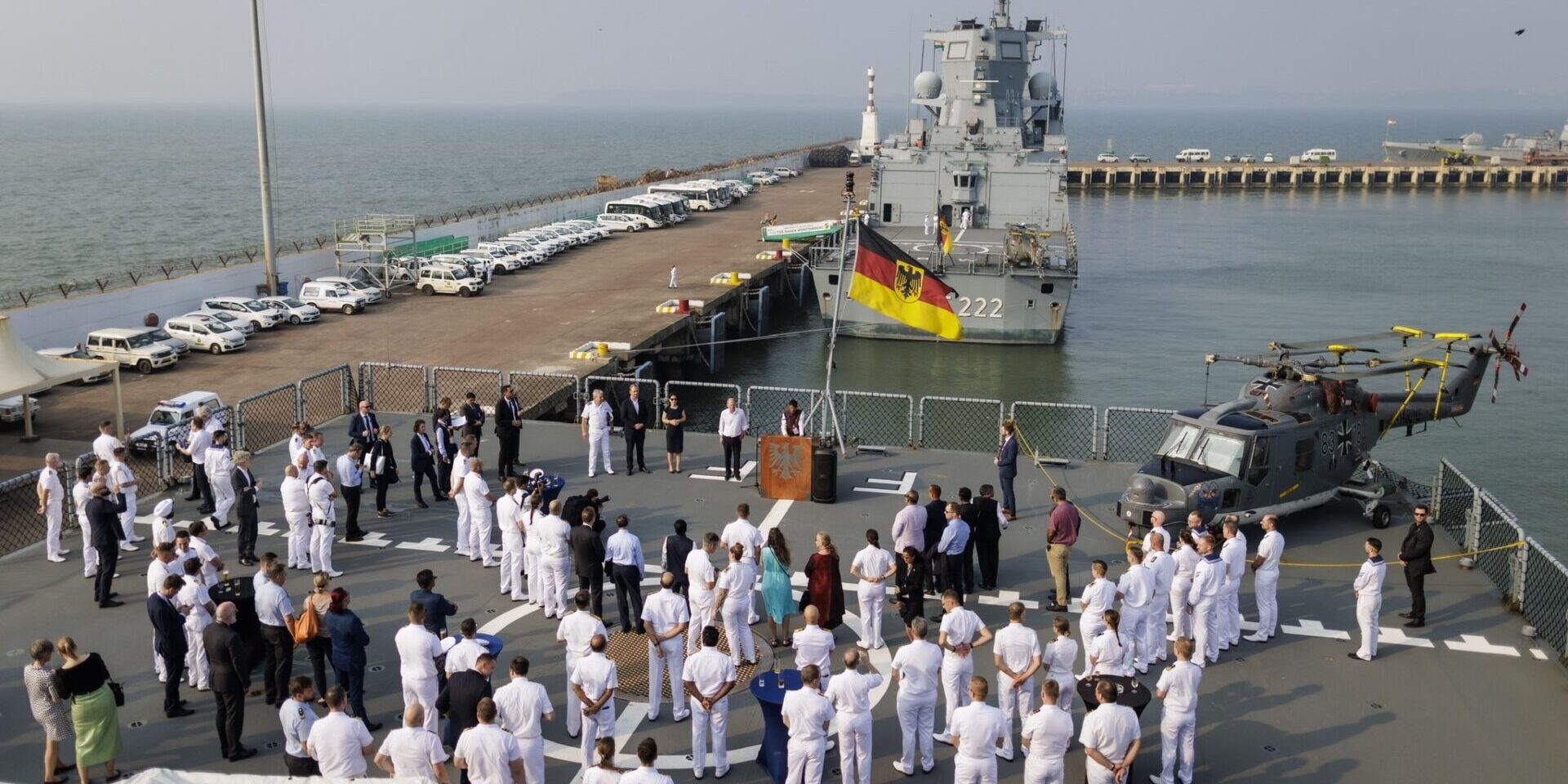 Hoher Besuch auf dem EGV in Vasco da Gama/Indien. Foto: Bundeswehr