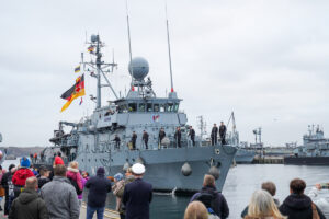 Am 03.11.24 lief das Hohlstablenkboot Pegnitz, von der NATO Unterstützungsmission Ägäis ein. Foto: Marcel Kröncke