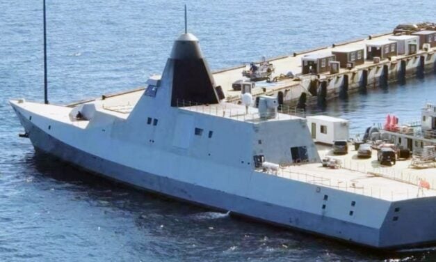 Neue Demonstrator-Korvette der chinesischen Marine in Liaoning?