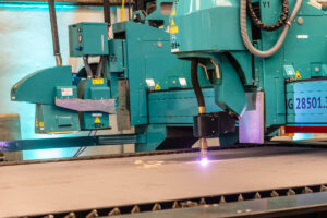 Plasma cutting system burning out the silhouette, photo: NVL/F. Matthies