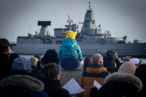 Arrival of frigate Hamburg, Photo: Bundeswehr/Tom Kistenmacher