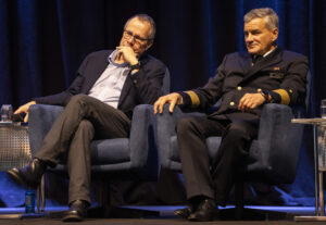 Thomas Wiegold und Frank Lenski, Foto: Bundeswehr/Kolodin