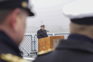 Photo: Leon Rodewald