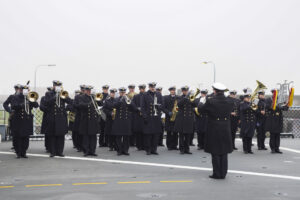 Photo: Leon Rodewald