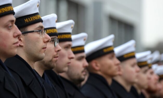 Swearing-in ceremony in Bremerhaven