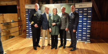 Threat on NATO's eastern flank: Moderators with the panel guests, photo: hsc