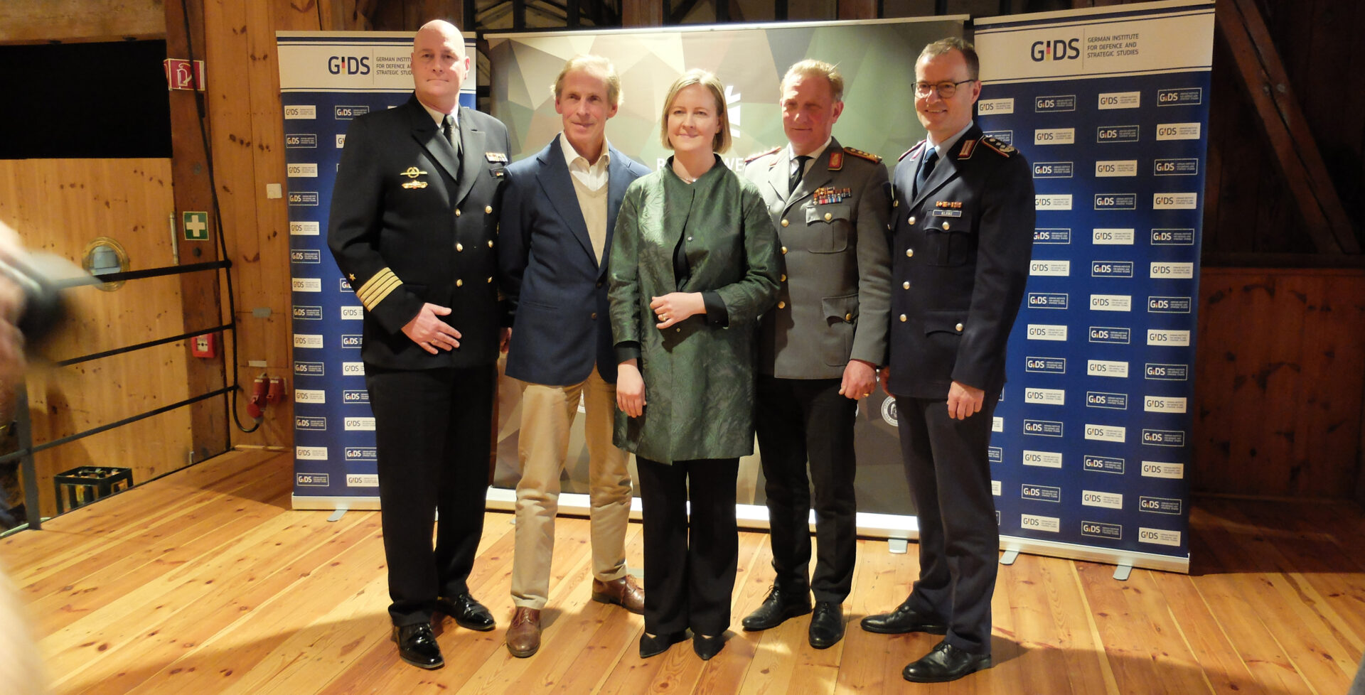 Threat on NATO's eastern flank: Moderators with the panel guests, photo: hsc