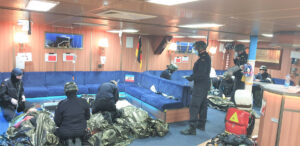 In an emergency, a mess centre becomes a dressing station, Photo: Bw/Felix Jaekel