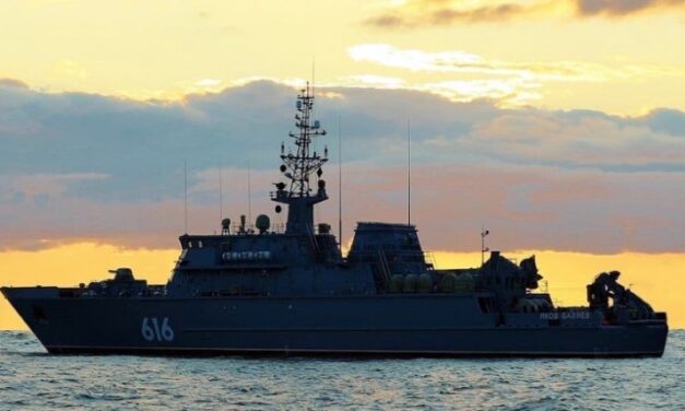 Russia's Pacific Fleet minehunters