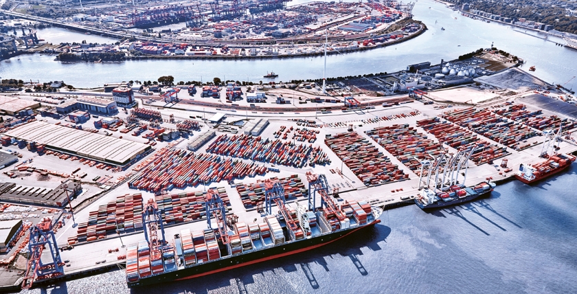 Container handling in the Port of Hamburg. Photo: HHLA/Thies Rätzke