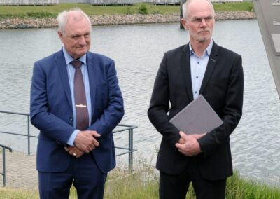 Rear Admiral Thorsten Kähler, Chairman of MOV and Joachim Stoll, Mayor of Kappeln, Photo: HS
