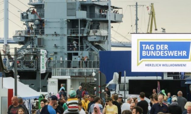 "We are here" - Day of the Bundeswehr in Stralsund