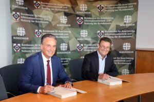 Signing of the European Sky Shield Initiative contract Photo: Lehmen